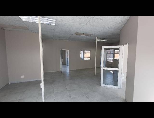 BUSINESS PROPERTY TO RENT IN MIDSTREAM ESTATE